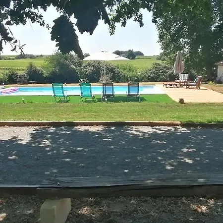 호텔 Domaine De Gaia, Piscine, Petanque, Ping Pong, Proche Saint-emilion *
