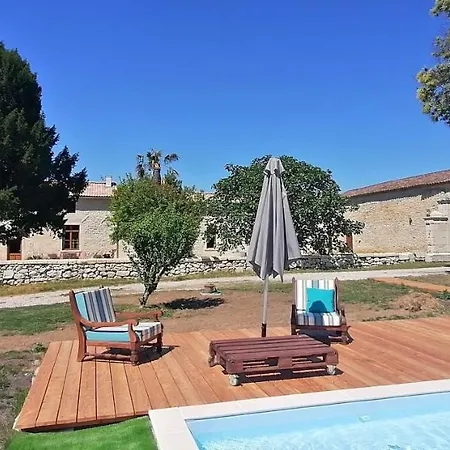 Domaine De Gaia, Piscine, Petanque, Ping Pong, Proche Saint-emilion * Guillac (Gironde)