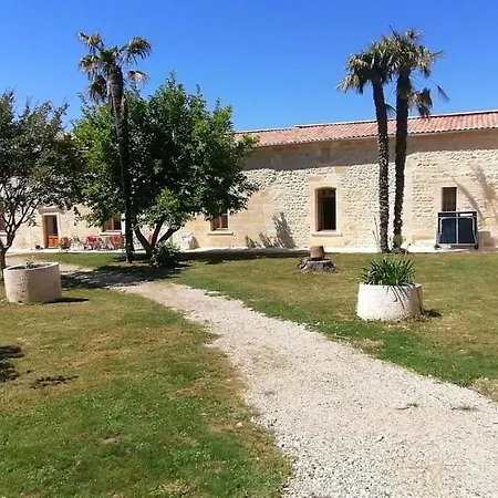 Domaine De Gaia, Piscine, Petanque, Ping Pong, Proche Saint-emilion