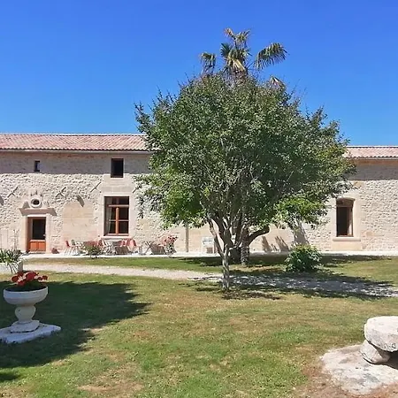 Domaine De Gaia, Piscine, Petanque, Ping Pong, Proche Saint-emilion *