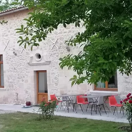 호텔 Domaine De Gaia, Piscine, Petanque, Ping Pong, Proche Saint-emilion Guillac (Gironde)